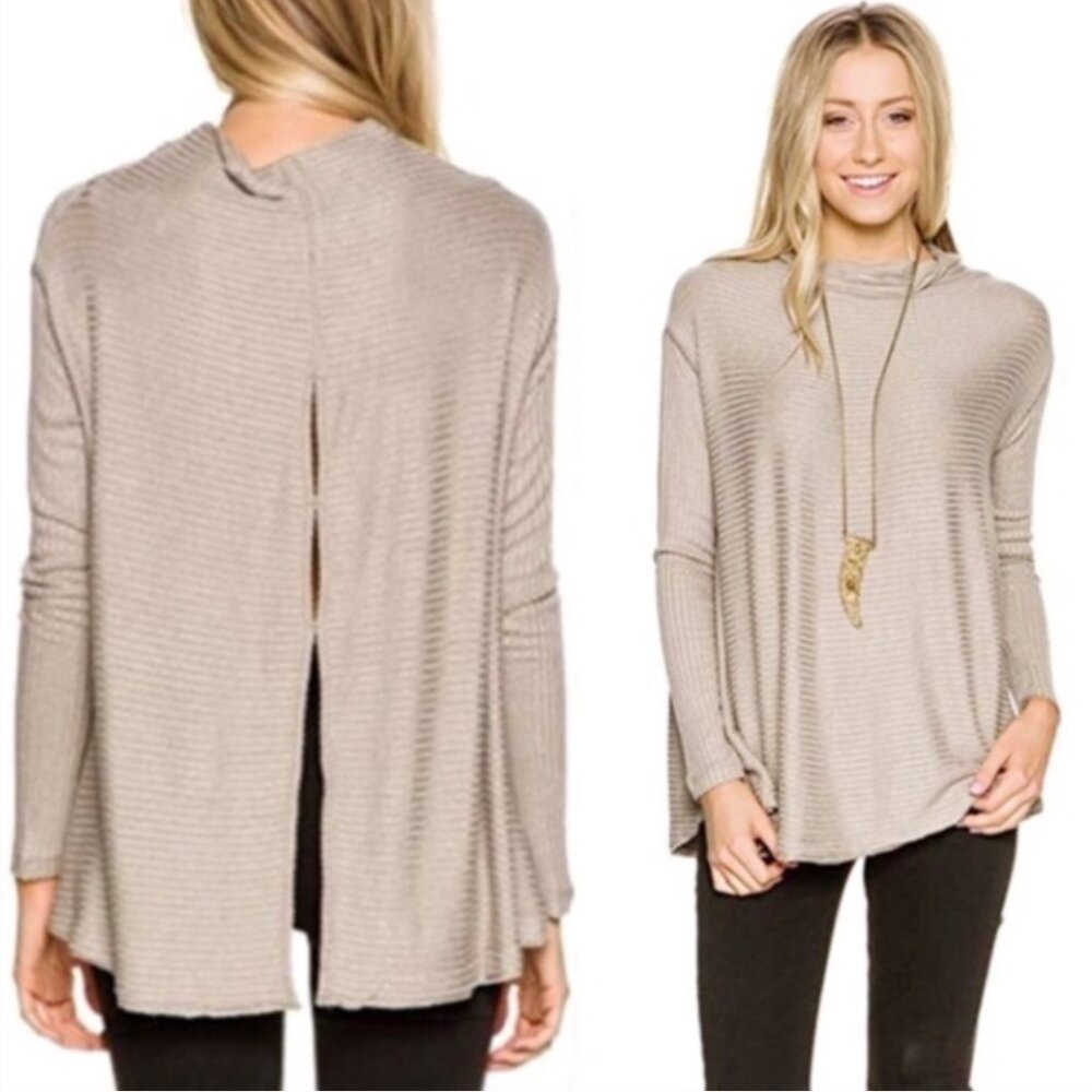 We The Free | Free People "Lover" Split Back Ribbed Lightweight Pullover | Small